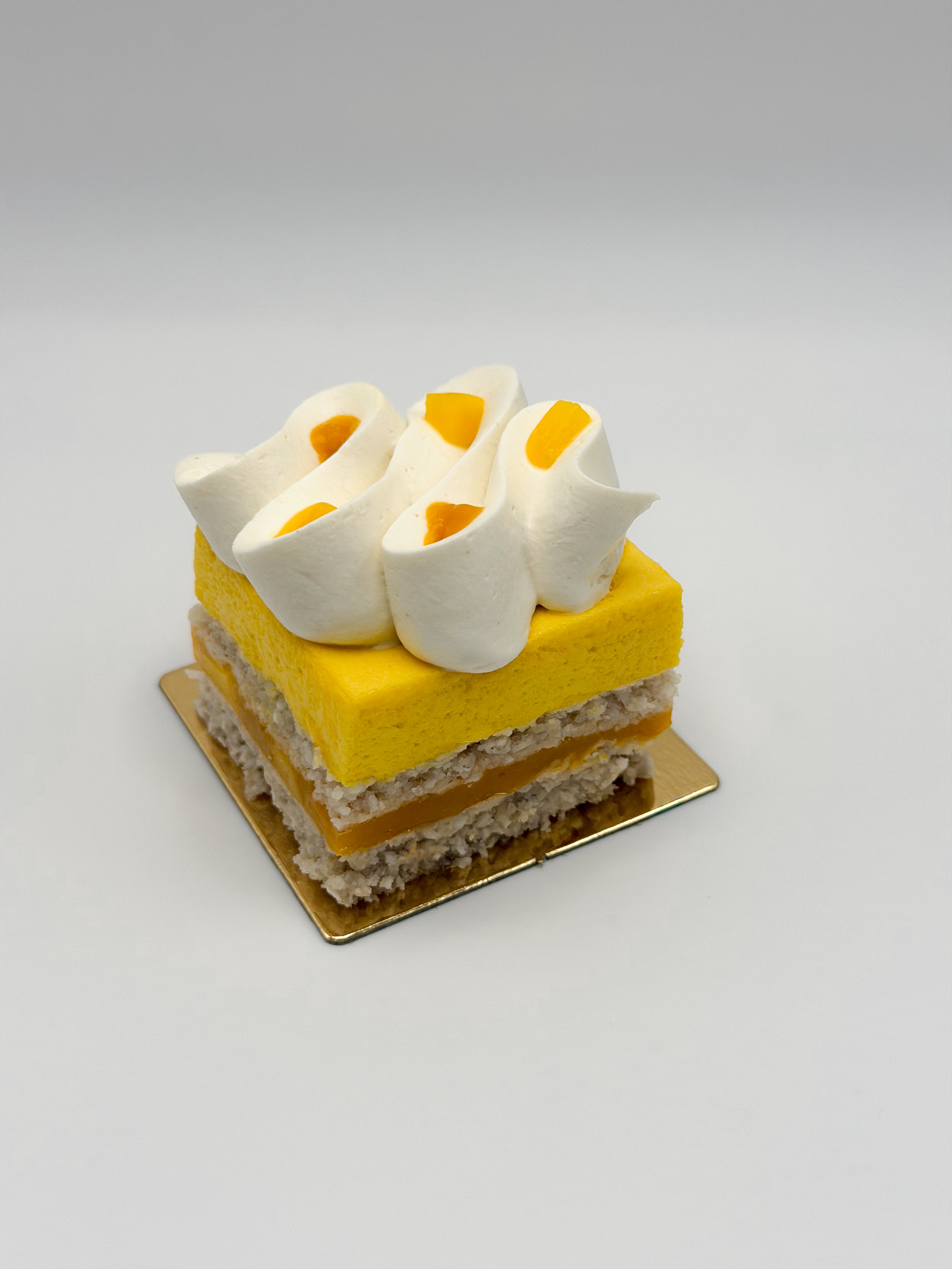 Mango-Passionsfrucht-Törtchen (vegan)