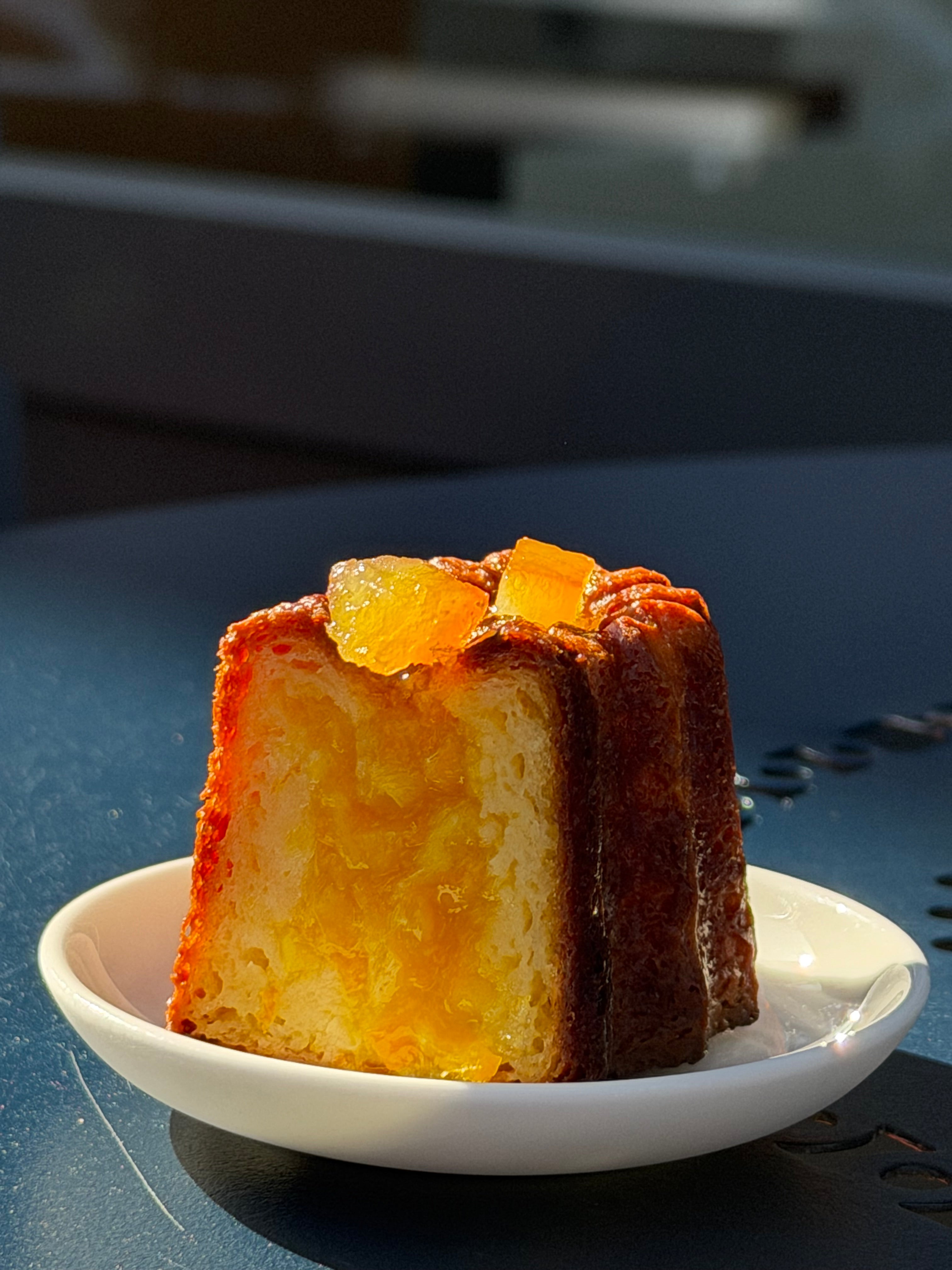 Orangen-Canelé